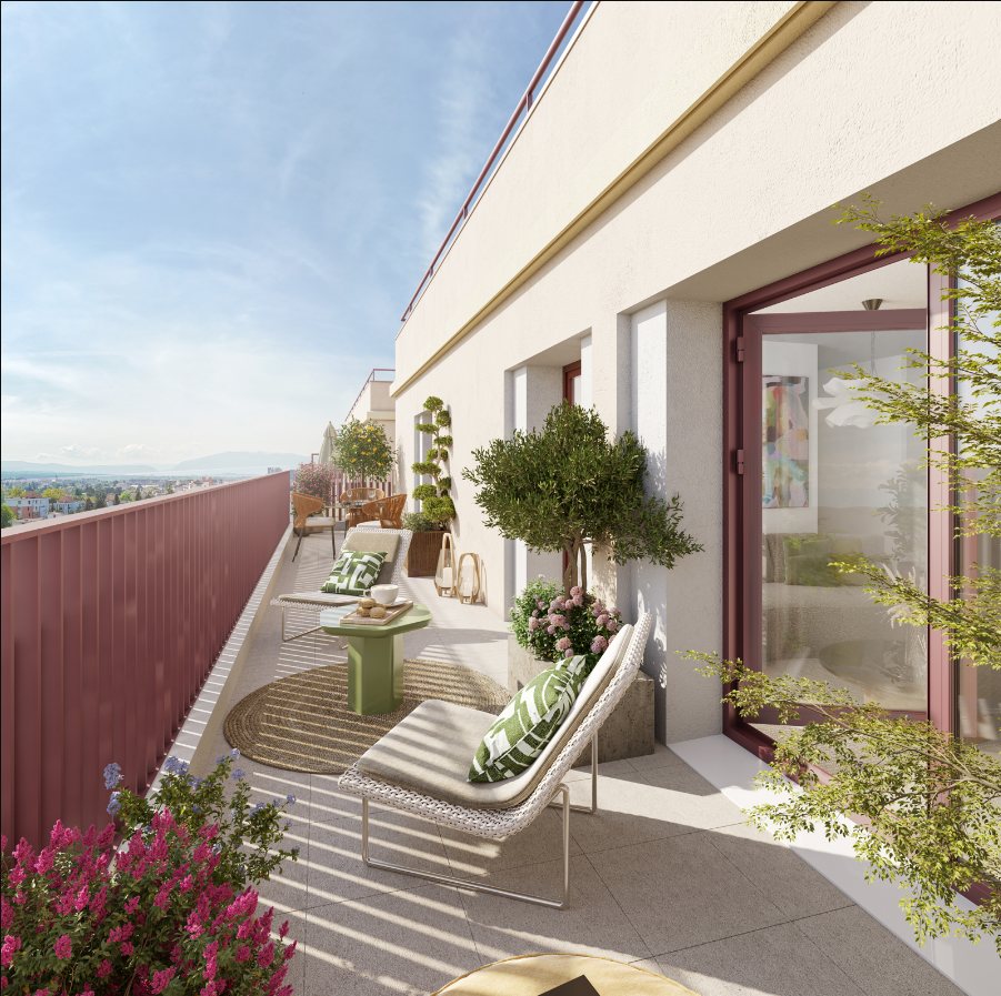 Top-floor apartment terrace with an open view over the town and mountains